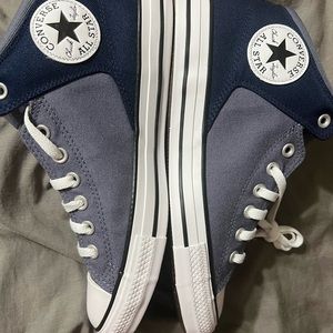 Brand new, never worn. Two-toned denim/navy converse.